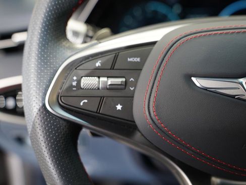 Used 2023 Genesis GV70 2.5T w/ Sport Prestige Package AWD/4WD image 13