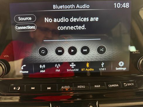 Used 2025 Nissan Pathfinder Platinum w/ Cargo Package image 17