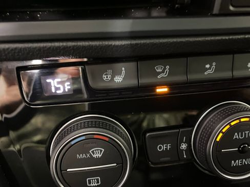 Used 2021 Volkswagen Jetta SEL image 20