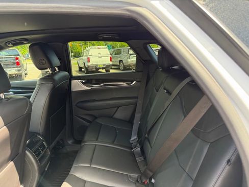 Certified 2023 Cadillac XT5 Premium Luxury w/ Technology Package AWD/4WD image 10