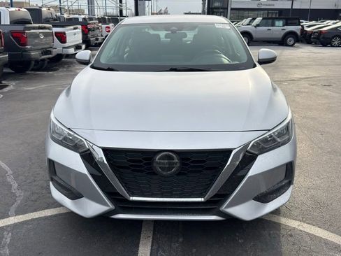 Used 2020 Nissan Sentra SV image 7
