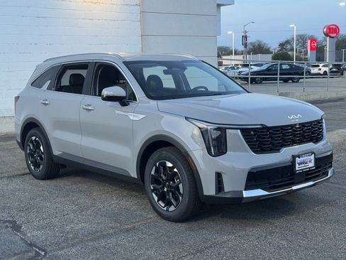 New 2026 Kia Sorento S FWD image 5