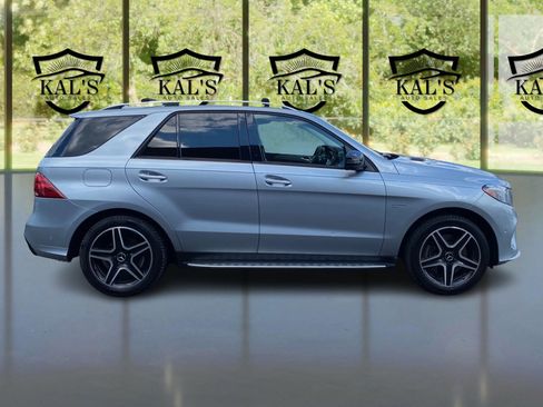 Used 2018 Mercedes-Benz GLE 43 AMG AMG GLE 43 4MATIC w/ Premium 3 Package image 4