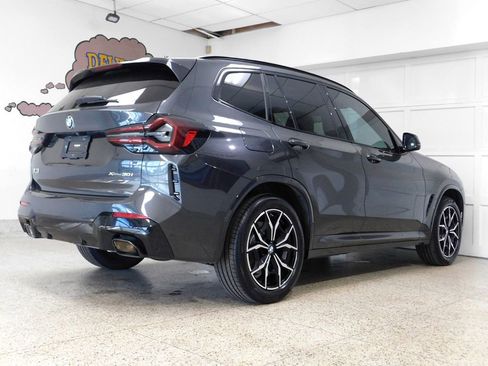 Used 2022 BMW X3 xDrive30i AWD/4WD image 2
