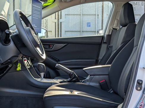 Used 2018 Subaru Crosstrek 2.0i AWD/4WD image 19