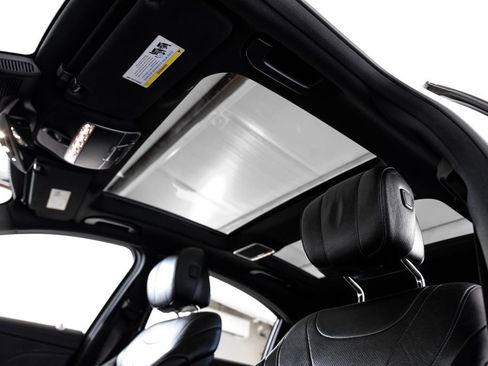 Used 2018 Mercedes-Benz S 450 4MATIC Sedan w/ AMG Line Exterior image 6