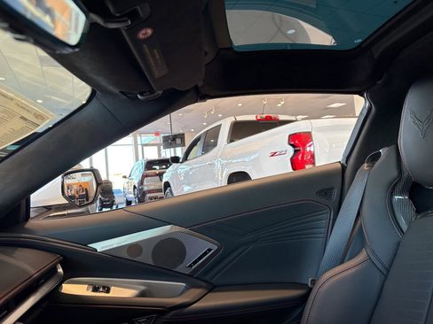 Used 2025 Chevrolet Corvette E-Ray image 29