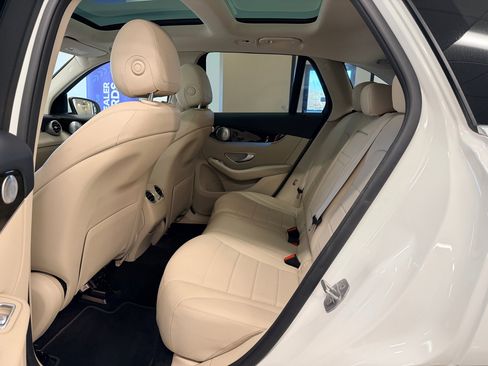 Used 2017 Mercedes-Benz GLC 300 image 22