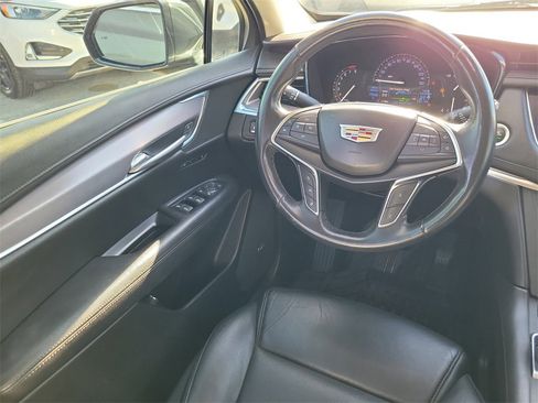 Used 2019 Cadillac XT5 Premium Luxury image 19