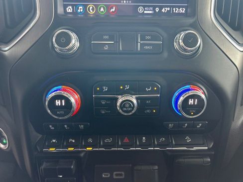 Used 2021 GMC Sierra 1500 Denali w/ Driver Alert Package II image 33