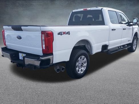 Used 2024 Ford F250 XLT image 8