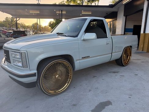 Used 1993 GMC Sierra 1500 2WD Regular Cab image 1
