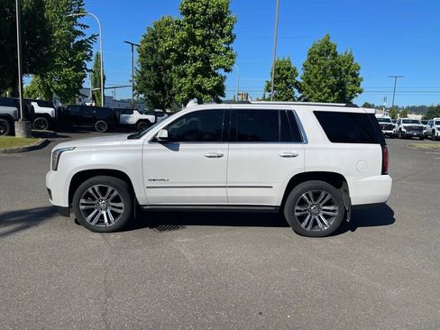 Used 2019 GMC Yukon Denali w/ Denali Ultimate Package AWD/4WD image 2