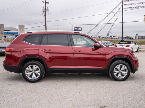 Used 2018 Volkswagen Atlas SE image 4