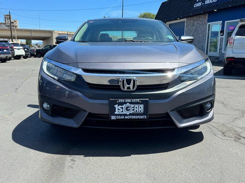 Used 2017 Honda Civic Touring image 38