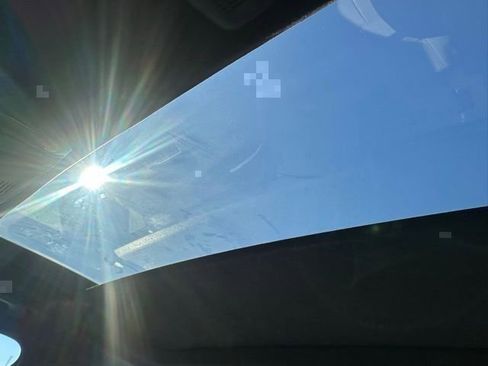 Used 2021 BMW M550i xDrive w/ Premium Package image 48