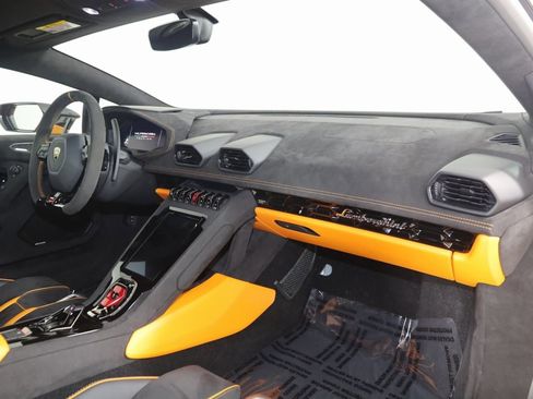 Used 2023 Lamborghini Huracan Tecnica image 76