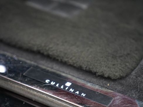 Used 2020 Rolls-Royce Cullinan AWD/4WD image 14