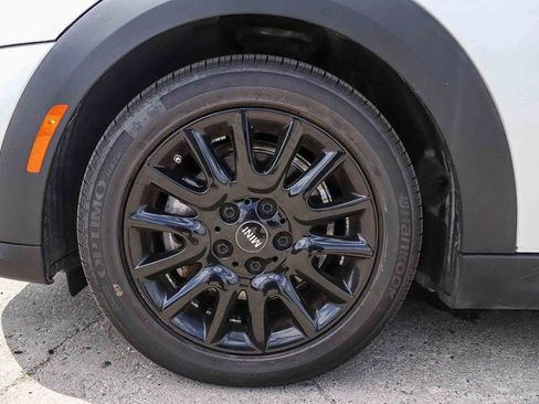 Used 2023 MINI Cooper 4-Door Hardtop FWD image 17