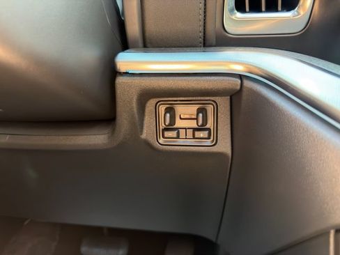 Used 2026 Ford Expedition Tremor AWD/4WD image 55