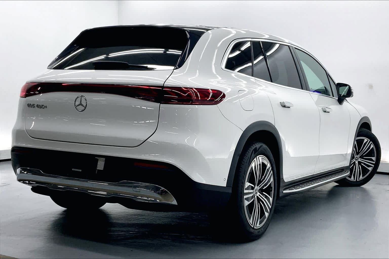 Certified 2023 Mercedes-Benz EQS 450+ SUV image 5