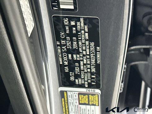 Used 2023 Kia Forte LXS w/ LXS Technology Package FWD image 29