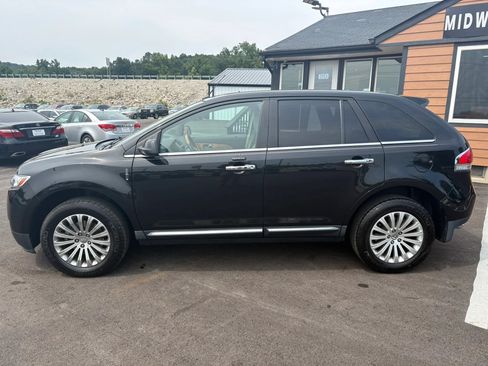 Used 2013 Lincoln MKX FWD w/ Wood Pkg image 3