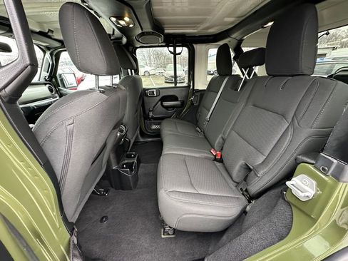 Used 2021 Jeep Wrangler Unlimited Sport image 18