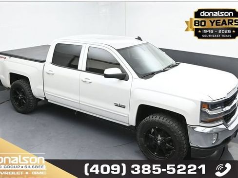 Used 2018 Chevrolet Silverado 1500 LT w/ Texas Edition AWD/4WD image 17