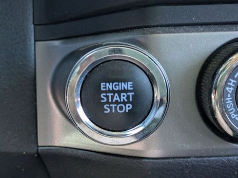 Used 2023 Toyota Tacoma SR5 AWD/4WD image 27