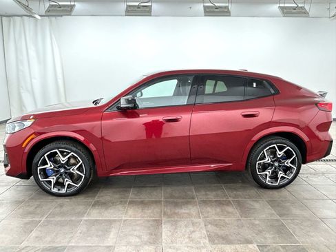 Used 2025 BMW X2 M35i image 2