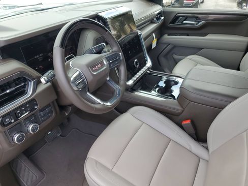 Used 2025 GMC Yukon Elevation RWD image 21