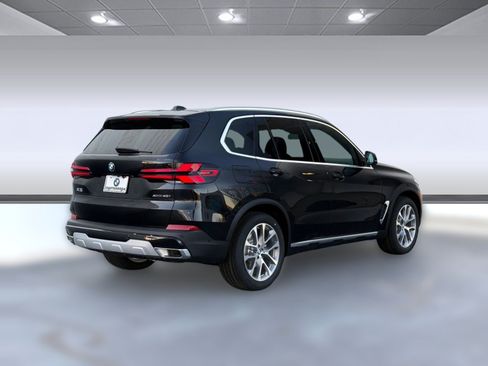 Used 2026 BMW X5 xDrive40i AWD/4WD image 8