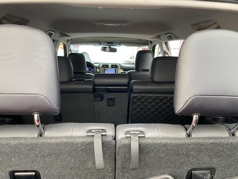 Used 2018 Lexus GX 460 Premium w/ Navigation Package image 14