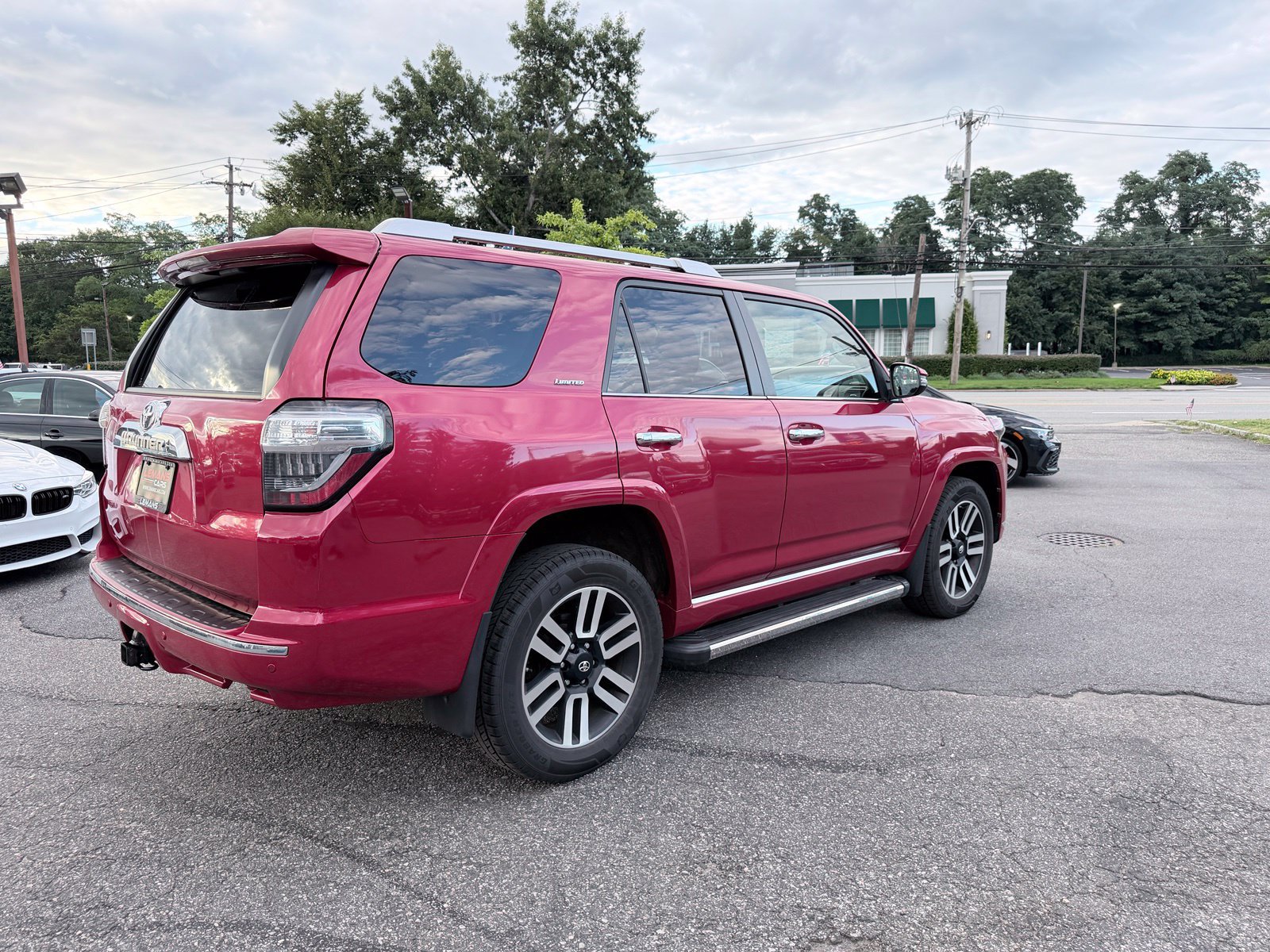 Used 2017 Toyota 4Runner Limited AWD/4WD image 31