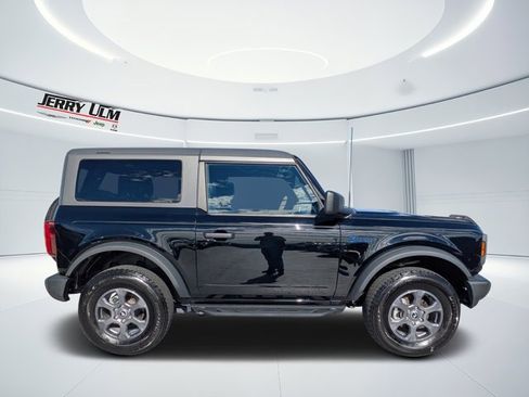 Used 2024 Ford Bronco Big Bend image 2