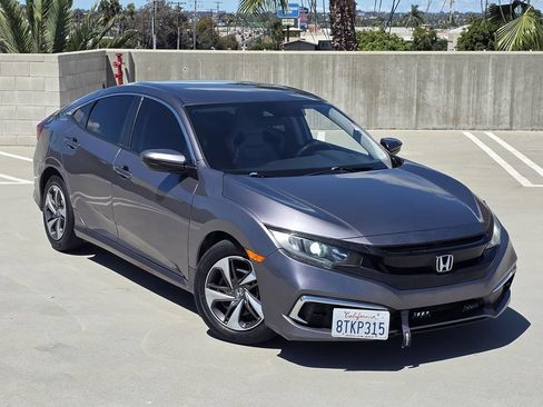 Used 2020 Honda Civic LX image 2
