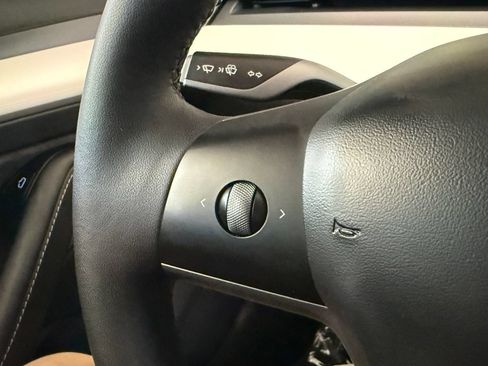 Used 2023 Tesla Model 3 Standard Range RWD image 24