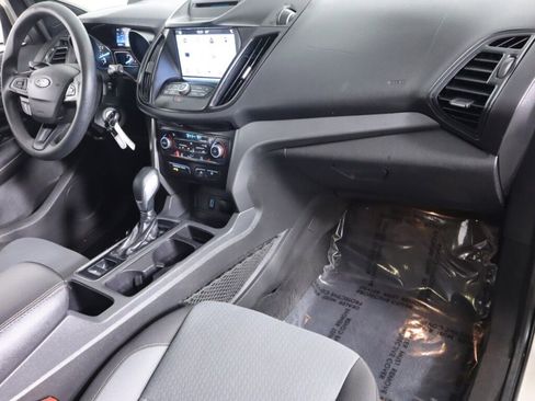 Used 2018 Ford Escape SE w/ SE Sync 3 Package FWD image 38