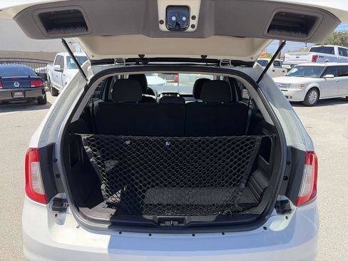 Used 2013 Ford Edge SE FWD image 16