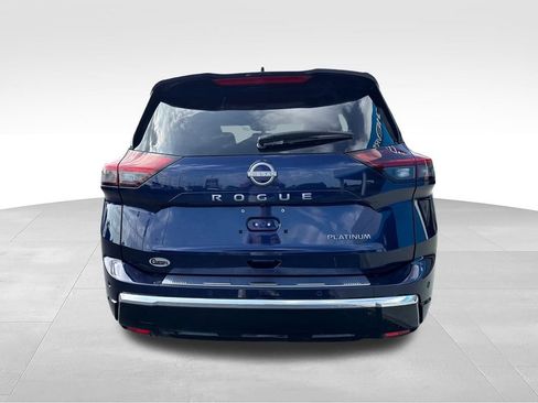 Used 2025 Nissan Rogue Platinum FWD image 4