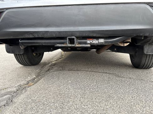 Used 2021 Toyota Highlander XLE image 19