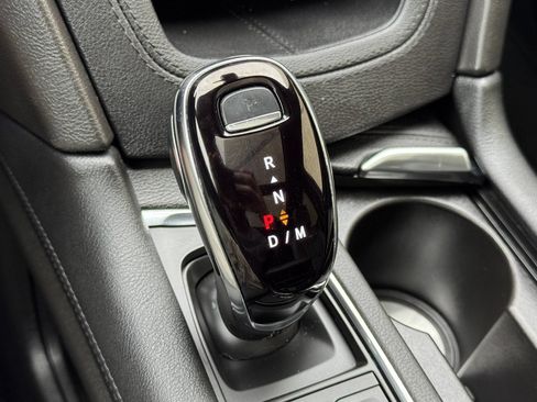 Used 2025 Cadillac XT5 Premium Luxury AWD/4WD image 25