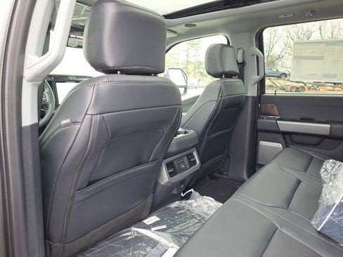 New 2026 Ford F350 Lariat w/ Black Appearance Package AWD/4WD image 22