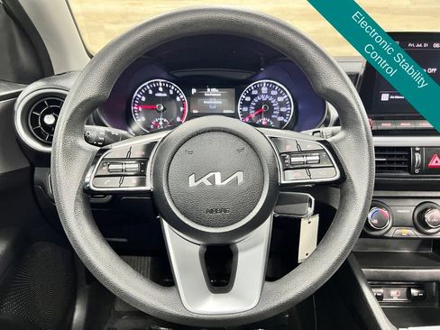 Used 2023 Kia Forte LXS FWD image 4