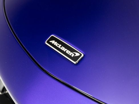 Used 2023 McLaren Artura image 34