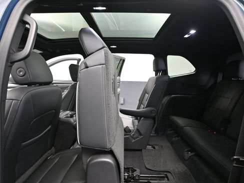 Used 2025 Buick Enclave Avenir AWD/4WD image 42