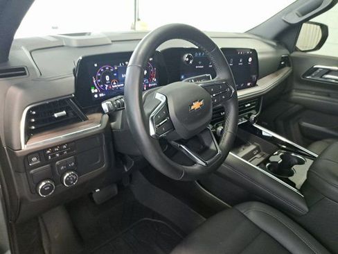 Used 2025 Chevrolet Tahoe LT w/ Comfort Package image 9