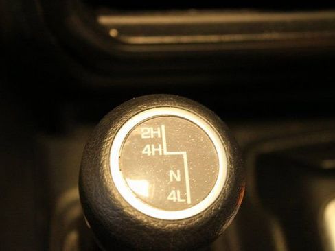 Used 2023 Jeep Wrangler Sahara image 26