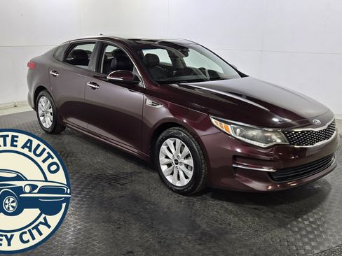 Used 2018 Kia Optima EX w/ Premium Package image 1